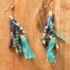 Tienda Elena - boucles puebla - 1 - bijou ethnique - navajo - perles de rocaille bleues dorées - pompon - vintage - hippie chic