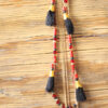 Tienda Elena - sautoir Azteque 1 - rouge et noir avec pompon - bijou ethnique - perles de rocaille - bohème chic
